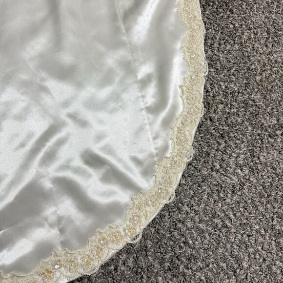 Bridal Wedding Dress Ivory Detachable Train 64”Length Lace Trim Bead Satin VTG - Picture 2 of 9